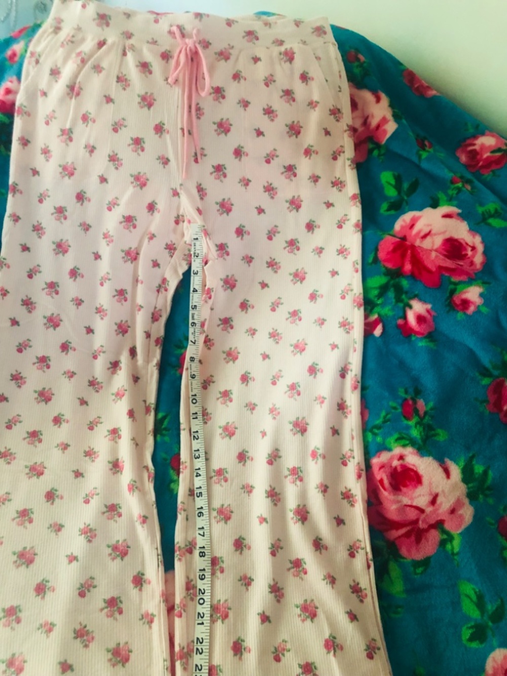 NWT PJ Salvage Matching Set Lounge To Bed In Bushel of Roses SZ LG - Picture 9 of 12